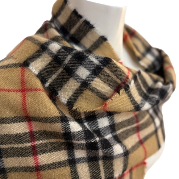 Scotland – Ingles Buchan Lambswool Tartan Scarf 🇬🇧 – Camel Black Red Check - Picture 3 of 9